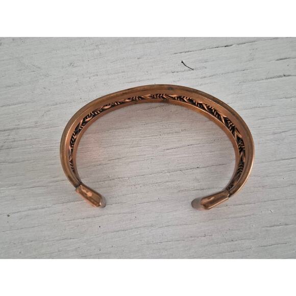 Vintage Copper Cuff Bracelet - Picture 5 of 7
